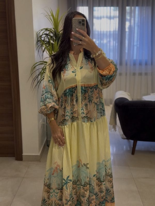 Robe Hilda